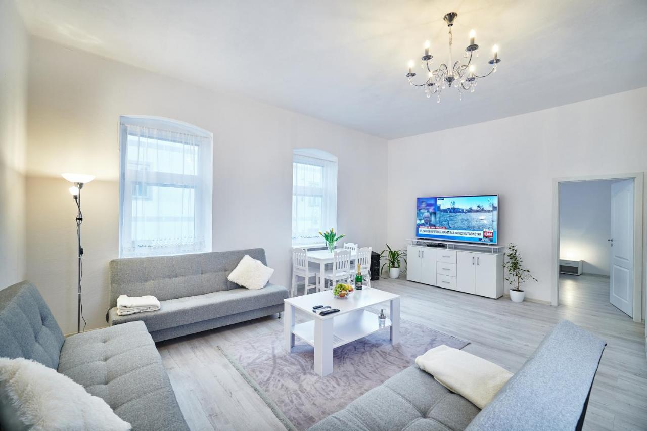Apartman Bb Centrum Bańska Bystrzyca Zewnętrze zdjęcie